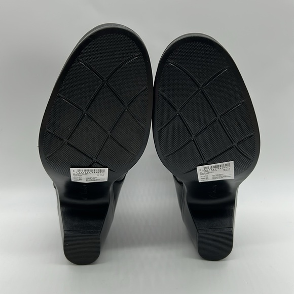 2512- Clarks Emily2 Belle Black Ankle Booties – Size 11 M – NWT with Box - Picture 7 of 12